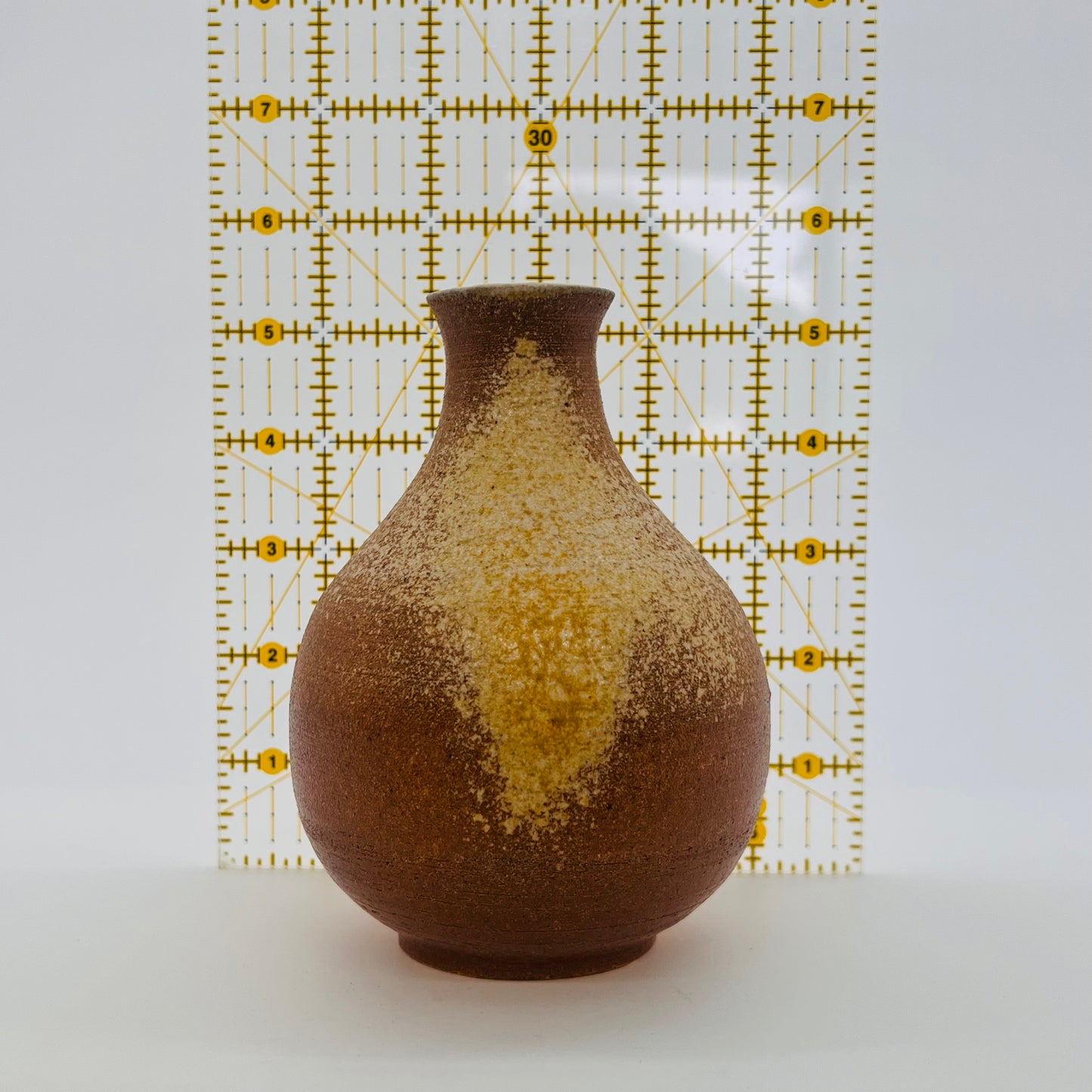 Sake bottle and cups set