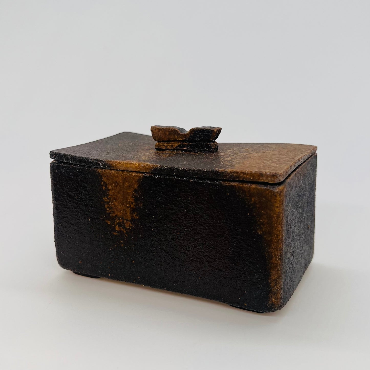 Lidded box